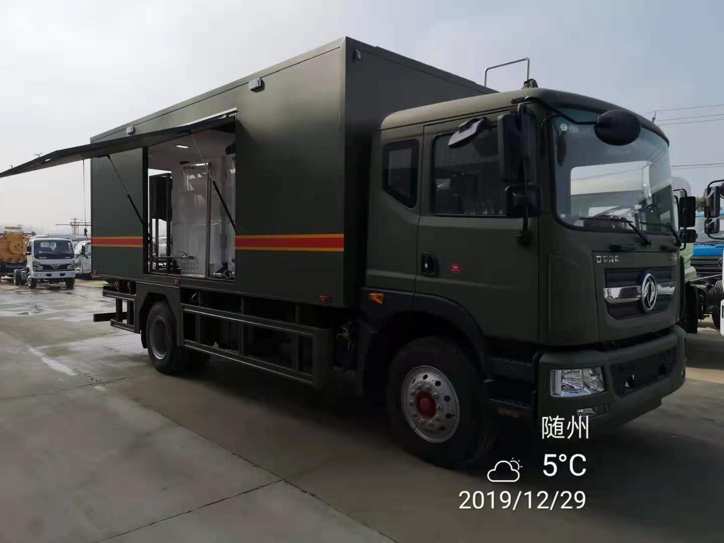 某汽车1.5T/H部队净水车